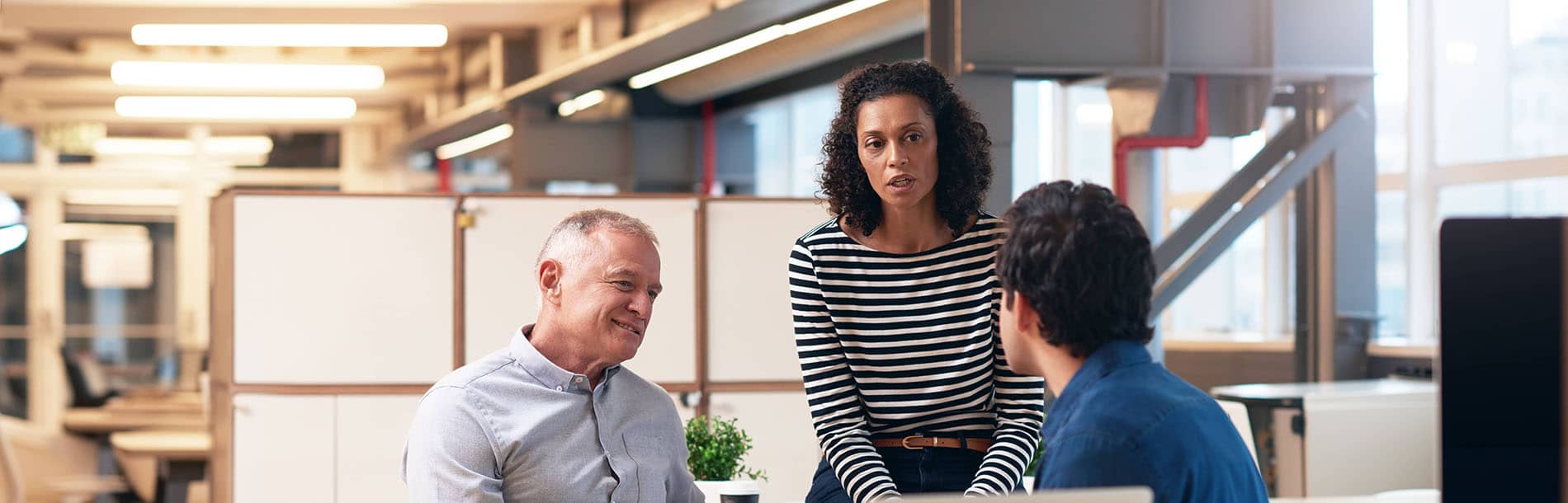 colleagues discussing 